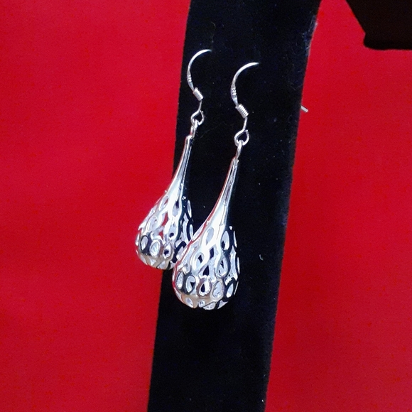 🆕 Sterling silver open work earrings 🌹 - Picture 3 of 16